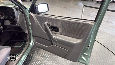 Lot 752 - 1987 FORD ORION GHIA I
