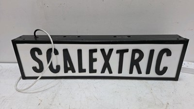 Lot 497 - SCALEXTRIC LIGHT BOX 31" X 9"