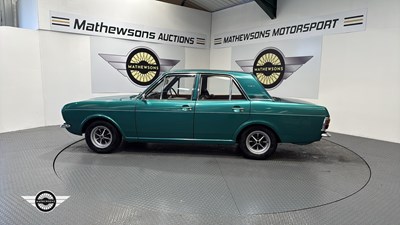 Lot 732 - 1969 FORD CORTINA