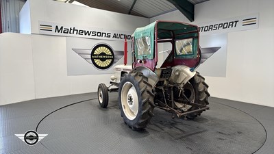 Lot 114 - 1966 DAVID BROWN 770 SELECTAMATIC TRACTOR