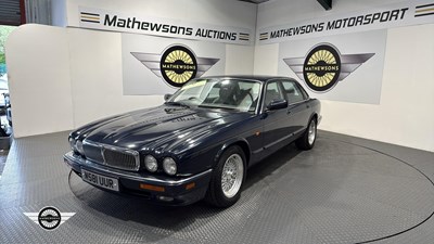 Lot 64 - 1995 JAGUAR XJ6