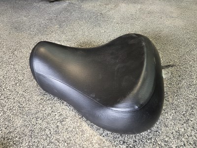 Lot 70 - 2002 HARLEY-DAVIDSON XLH 883