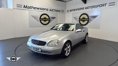 Lot 256 - 1999 MERCEDES SLK 230 KOMPRESSOR AUTO