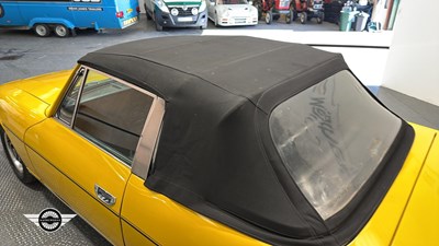 Lot 796 - 1977 TRIUMPH STAG