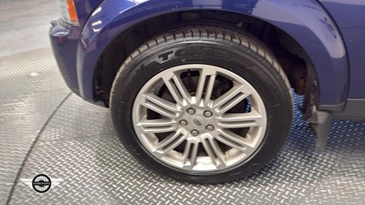 Lot 172 - 2010 LAND ROVER DISCOVERY XS