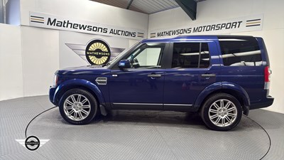 Lot 172 - 2010 LAND ROVER DISCOVERY XS