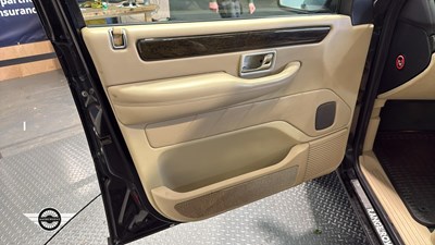 Lot 214 - 2002 LAND ROVER RANGE ROVER VOGUE SE