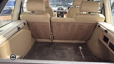 Lot 214 - 2002 LAND ROVER RANGE ROVER VOGUE SE