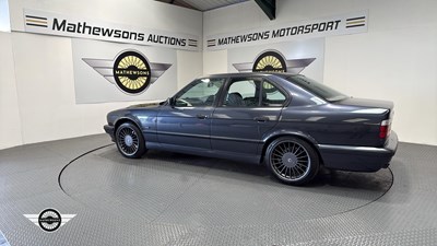 Lot 218 - 1995 BMW 520I SE AUTO