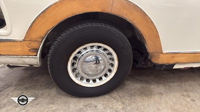 Lot 318 - 1981 AUSTIN MINI