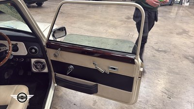 Lot 318 - 1981 AUSTIN MINI