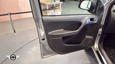 Lot 595 - 2010 FIAT PANDA 4X4