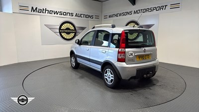 Lot 595 - 2010 FIAT PANDA 4X4