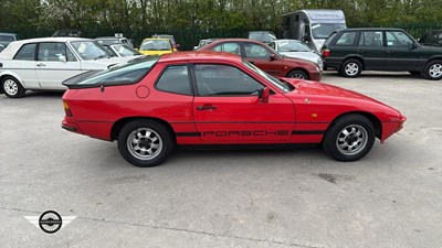 Lot 338 - 1984 PORSCHE 924