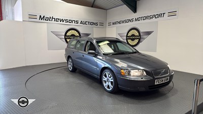 Lot 392 - 2004 VOLVO V70 T5 SE AUTO