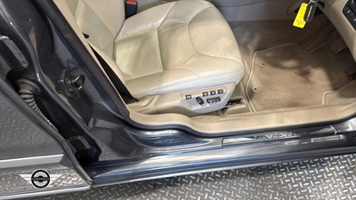 Lot 392 - 2004 VOLVO V70 T5 SE AUTO
