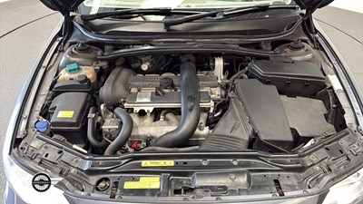 Lot 392 - 2004 VOLVO V70 T5 SE AUTO