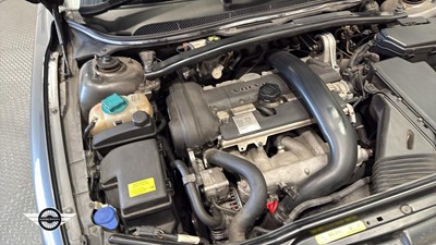 Lot 392 - 2004 VOLVO V70 T5 SE AUTO
