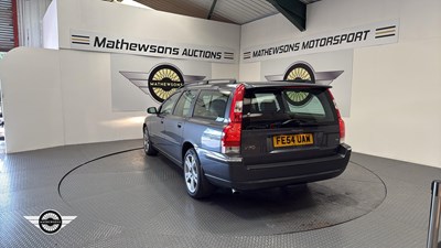 Lot 392 - 2004 VOLVO V70 T5 SE AUTO