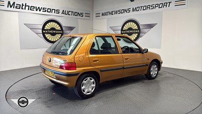 Lot 390 - 1998 PEUGEOT 106 LOOK2 DIESEL