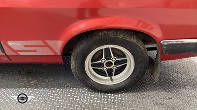 Lot 370 - 1983 FORD CAPRI S 5SPD
