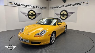 Lot 414 - 2000 PORSCHE BOXSTER