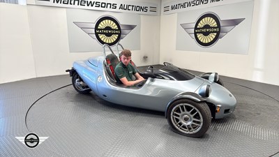 Lot 206 - 1998 GRINNALL SCORPION 3
