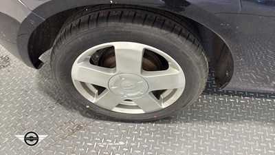 Lot 8 - 2006 FORD FIESTA ZETEC CLIMATE