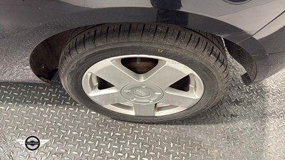 Lot 8 - 2006 FORD FIESTA ZETEC CLIMATE