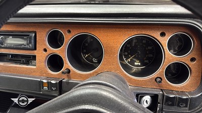 Lot 568 - 1975 FORD GRANADA GHIA