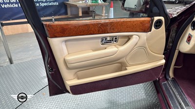 Lot 458 - 2000 BENTLEY ARNAGE RED LABEL AUTO