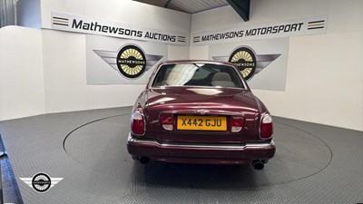 Lot 458 - 2000 BENTLEY ARNAGE RED LABEL AUTO