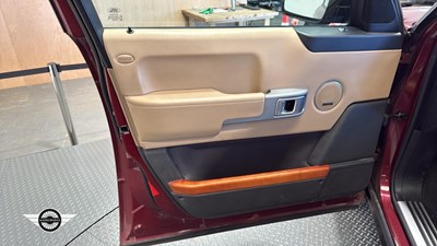 Lot 432 - 2004 LAND ROVER RANGE ROVER VOGUE V8 AUTO