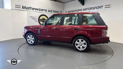 Lot 432 - 2004 LAND ROVER RANGE ROVER VOGUE V8 AUTO