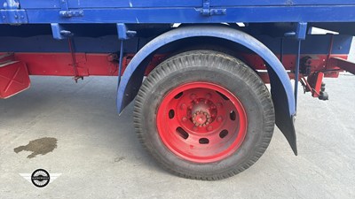 Lot 50 - 1951 BEDFORD DROPSIDE LORRY
