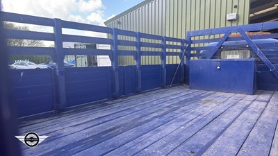 Lot 50 - 1951 BEDFORD DROPSIDE LORRY