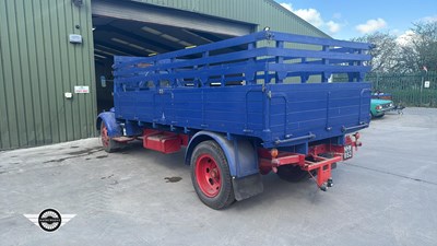 Lot 50 - 1951 BEDFORD DROPSIDE LORRY