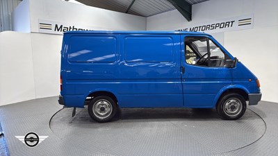 Lot 524 - 1990 FORD TRANSIT BONUS