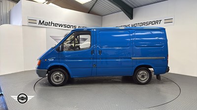 Lot 524 - 1990 FORD TRANSIT BONUS