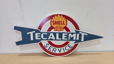 Lot 433 - WOODEN HAND PAINTED SHELL TECALEMIT SERVICE SIGN 33" X 17"
