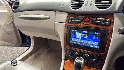 Lot 540 - 2004 MERCEDES CLK 320 ELEGANCE AUTO