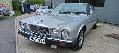Lot 379 - 1984 DAIMLER 4.2 AUTO
