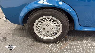 Lot 492 - 1972 AUSTIN 1300 GT
