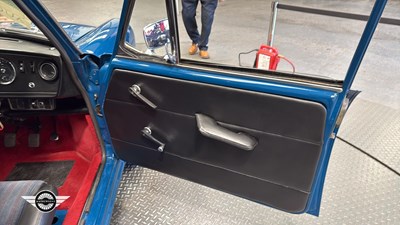 Lot 492 - 1972 AUSTIN 1300 GT