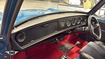 Lot 492 - 1972 AUSTIN 1300 GT