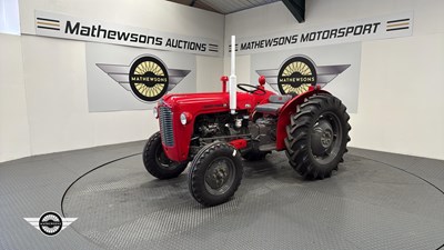 Lot 560 - 1964 MASSEY FERGUSON 35 X