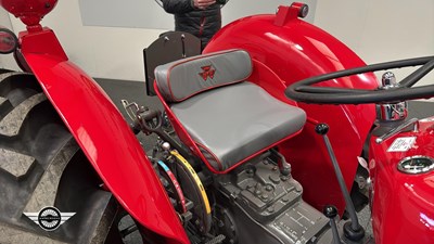 Lot 560 - 1964 MASSEY FERGUSON 35 X