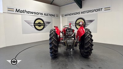 Lot 560 - 1964 MASSEY FERGUSON 35 X