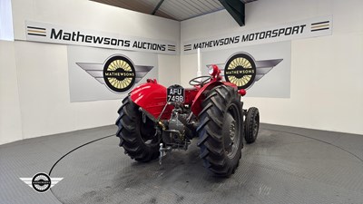 Lot 560 - 1964 MASSEY FERGUSON 35 X