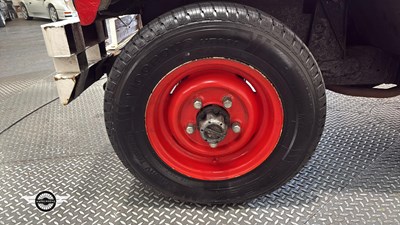 Lot 68 - 1974 LAND ROVER